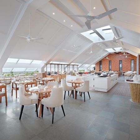 ジャンブルウック オセアノ スミニャック ホテル エクステリア 写真 The restaurant at the resort