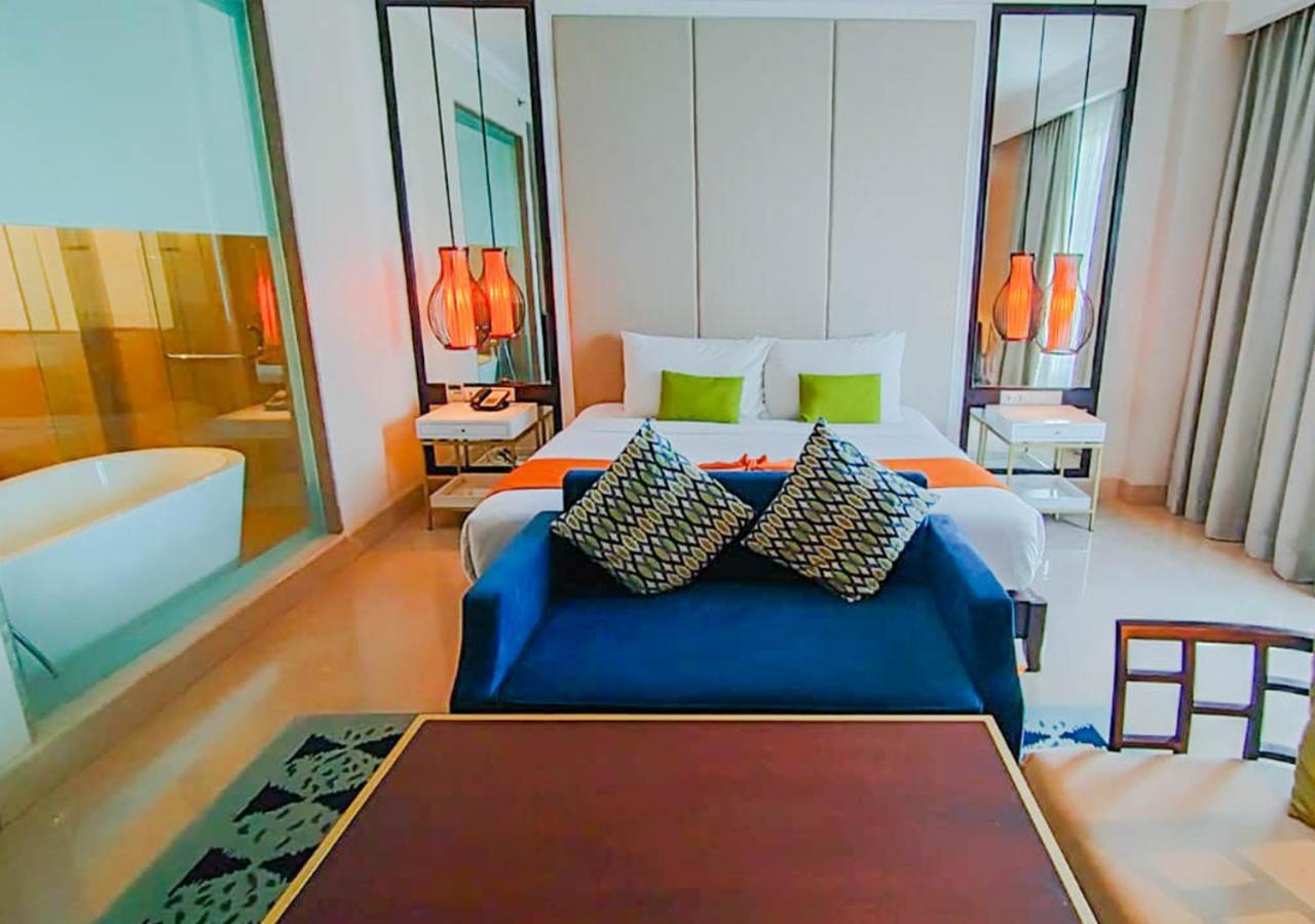 ジャンブルウック オセアノ スミニャック ホテル エクステリア 写真 A room at the hotel