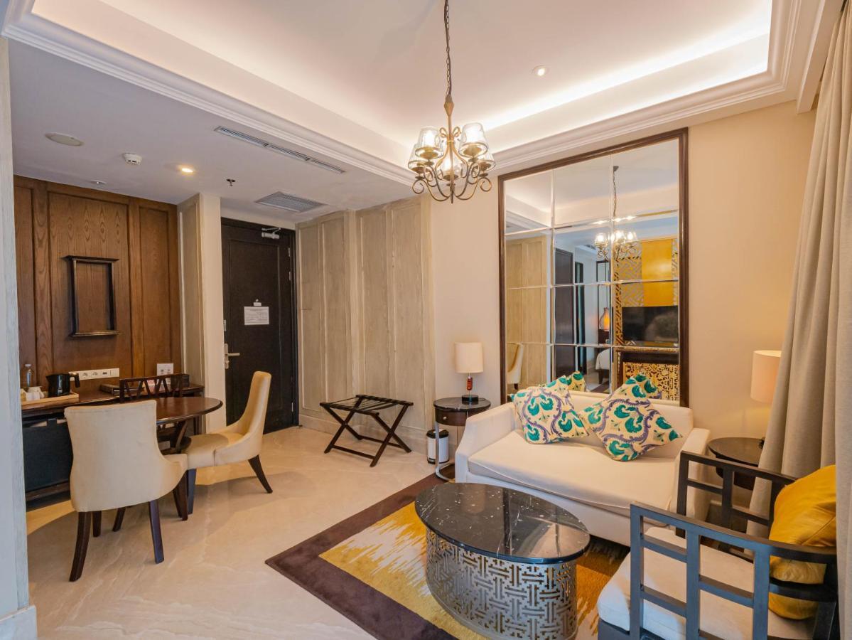 ジャンブルウック オセアノ スミニャック ホテル エクステリア 写真 A living room at the hotel